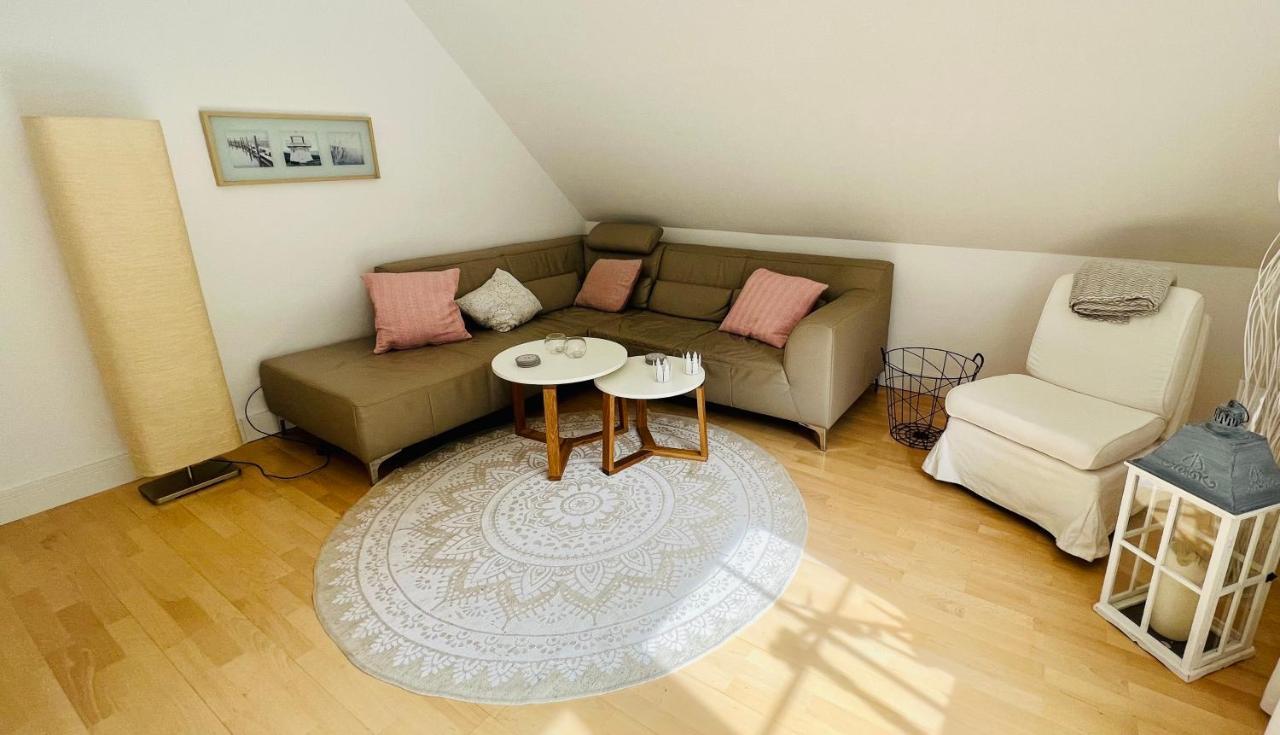 Ferienwohnung Im Tuermchen Oberfell Ngoại thất bức ảnh